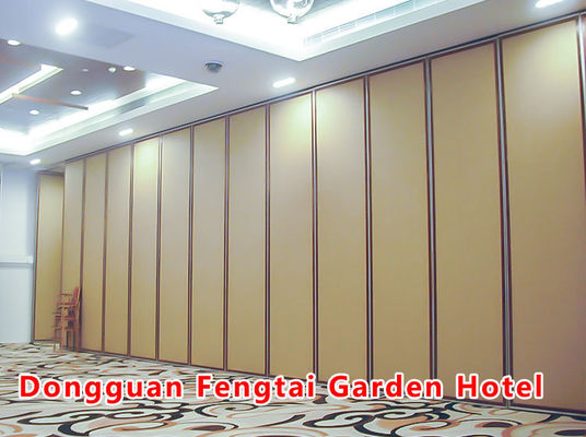سعر جيد Movable Partition Wall with 800N Sealing Power and 40N/m Magnetic Attraction for Acoustic Insulation الانترنت