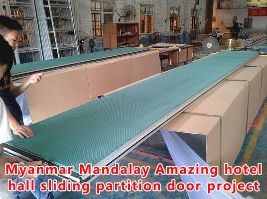 سعر جيد Fireproof Movable Acoustic Partition Wall with 56dB Sound Insulation and 6061-T6 Profile الانترنت