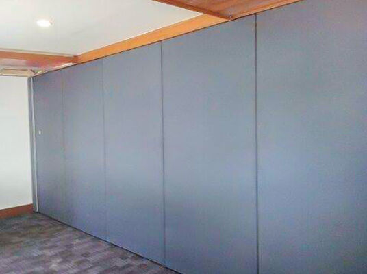 سعر جيد Acoustic Movable Partition Wall with STC Rating 42-56dB and 105CM Thickness for Conference Rooms الانترنت