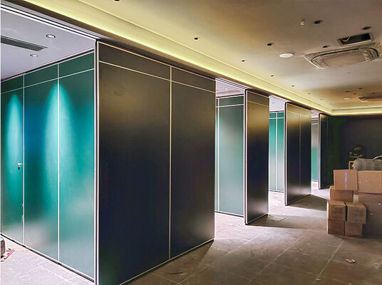 سعر جيد Customized Movable Soundproof Partition with Fabric Finish and 6061-T6 Profiles الانترنت