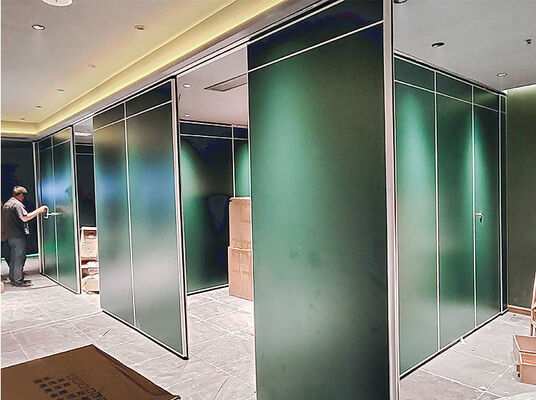 سعر جيد Soundproofing Movable Partition Wall with Customizable Dimensions and Aluminium-Steel Construction for Conference Rooms الانترنت