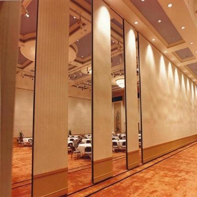 أنظمة الحائط التقسيمي المنسدلة ذات عرض العنصر 600 ملم لإدارة مساحة المختبر
