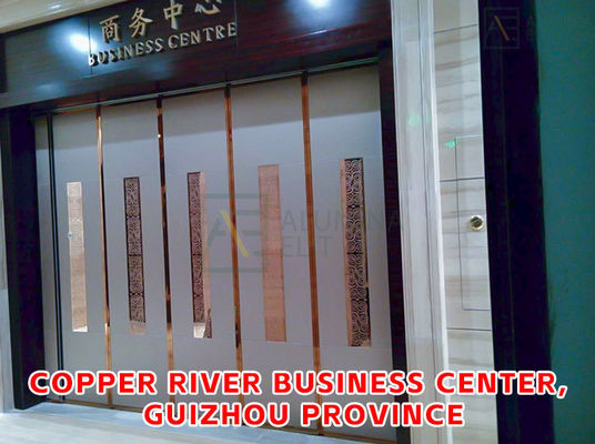 سعر جيد نظام جدار فاصل صوتي منزلق مع تشطيب زجاجي أبعاد قابلة للتخصيص وتصميم OEM و ODM الانترنت