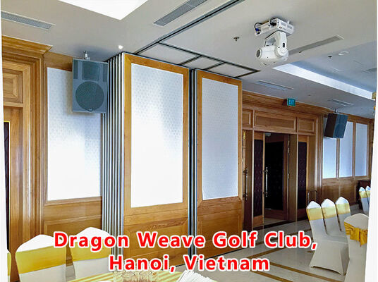 سعر جيد Sliding Movable Partition Wall with Dupont POM Roller Magnetic Seal and Jack Lifting Mechanism الانترنت