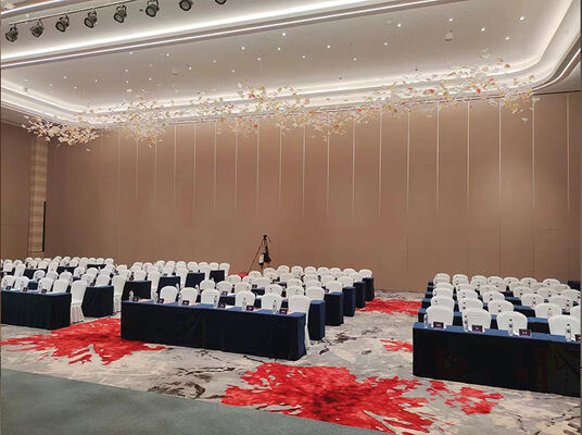 سعر جيد Fold Away Acoustic Office Partitions with Q235 Steel Frame and 6061-T6 Profiles for Exhibition Halls الانترنت